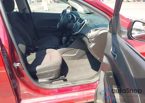 2017 Chevrolet Sonic Lt Auto z USA, uszkodzony, nr VIN 1G1JD6SB7H4112771